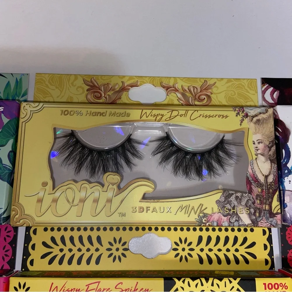 12 False 3D Lashes (Real & Faux Mink)